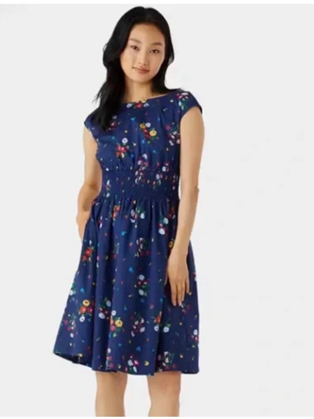 KATE SPADE Blaire Dress
Bouquet Toss Floral Navy Blue Size Large